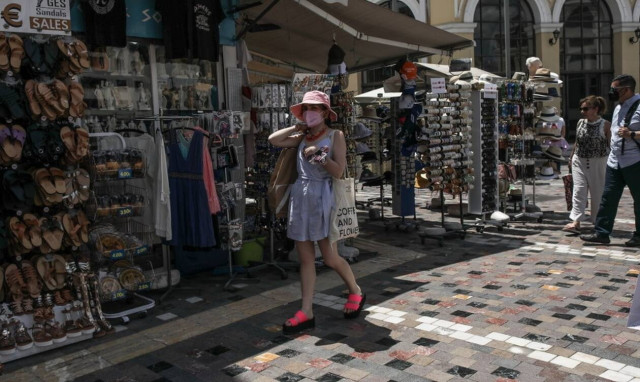 Τουρισμός: Τι αλλάζει στα ισχύοντα μέτρα - Οι αποφάσεις της Επιτροπής για τεστ και καραντίνα