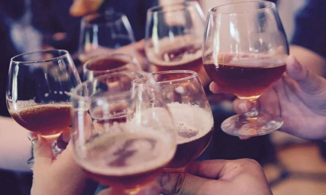 «Φρένο» στα κορονοπάρτι σε όλη την Ελλάδα: Έρχεται ειδική ομάδα ελέγχου