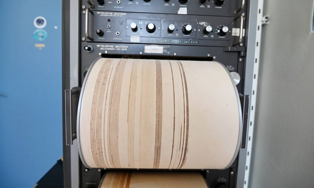 Γεράσιμος Παπαδόπουλος: Είμαστε σε φάση ύφεσης για τους σεισμούς, θα ακολουθήσει η έξαρση