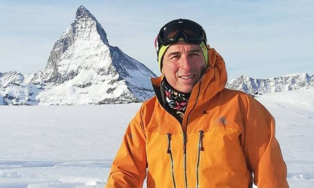 Αντώνης Συκάρης: Ο Έλληνας που «πάτησε» στα σπίτια των Θεών μιλά στο Newsbomb.gr