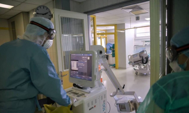 «Καμπανάκι» Μπουλμπασάκου στο Newsbomb.gr: Χωρίς κλίνες για τα πνευμονολογικά περιστατικά η Αθήνα