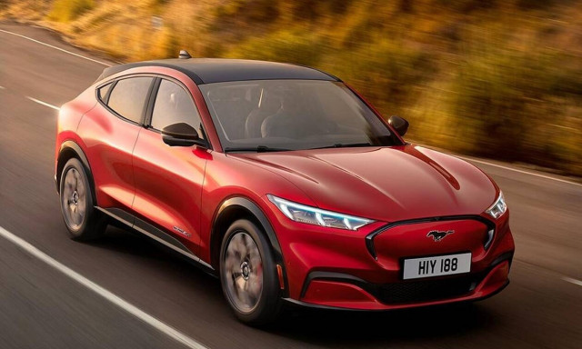 Ο κόσμος αλλάζει: Η Ford φτιάχνει περισσότερες ηλεκτρικές Mustang από συμβατικές!