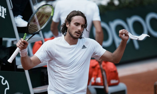 Ασταμάτητος Τσιτσιπάς! Στους «8» του Roland Garros (videos)