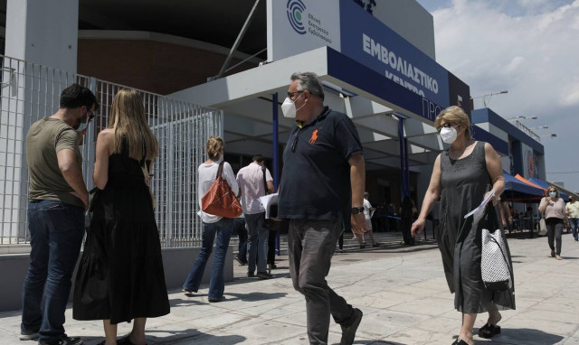 Τρέχει η επιχείρηση «Ελευθερία» - Οι απρόθυμοι και τα προνόμια