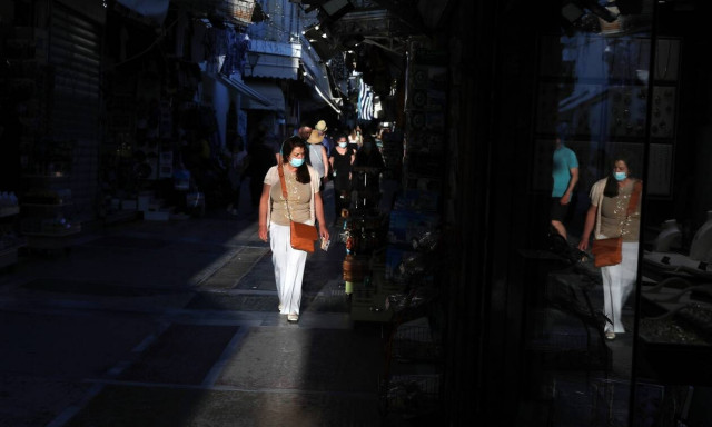 Άρση lockdown: Πότε αλλάζει η απαγόρευση κυκλοφορίας – Αλλαγές για μουσική στην εστίαση, δεξιώσεις