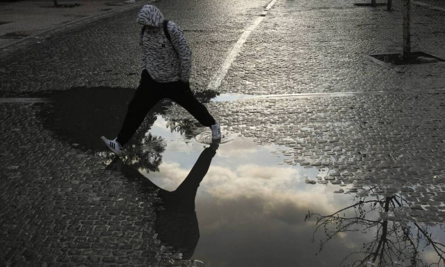 Καιρός: Βροχές, καταιγίδες και χαλαζοπτώσεις μέχρι την Κυριακή βλέπει ο Καλλιάνος