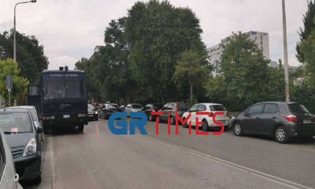 Θεσσαλονίκη: Περιμετρικά του ΑΠΘ αστυνομικές δυνάμεις μετά τα κορονοπάρτι