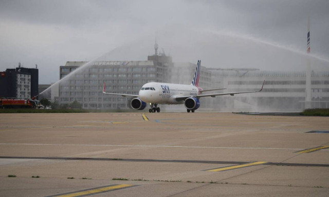 SKY express: Ξεκίνησαν οι απευθείας πτήσεις  για Παρίσι!