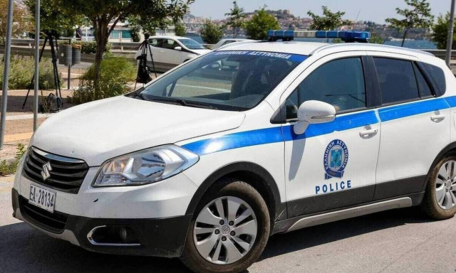 Σύλληψη διακινητή μεταναστών στην Ασπροβάλτα - Προσπάθησε να διαφύγει