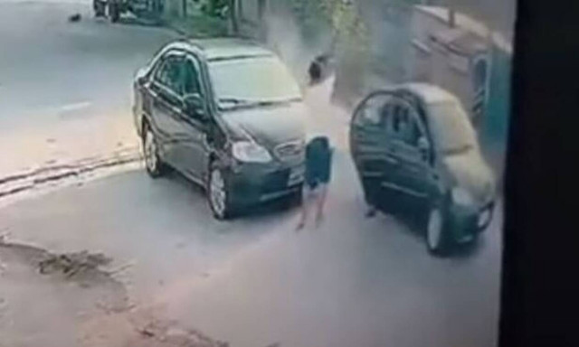 Βίντεο – σοκ: Η στιγμή της εκτέλεσης αστυνομικού στη μέση του δρόμου στις Φιλιππίνες