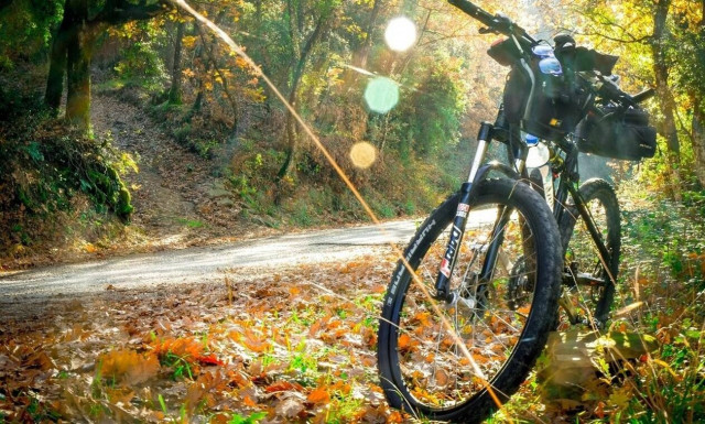 Καλοκαίρι στην Πελοπόννησο: Οι προορισμοί και οι εμπειρίες που θα μας συναρπάσουν