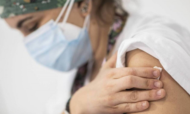 Τζανάκης: Πρέπει να πάμε σε υποχρεωτικούς εμβολιασμούς