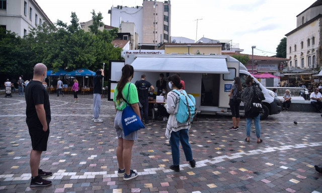 Γώγος: Πρέπει να προετοιμαζόμαστε για το τέταρτο κύμα κορονοϊού – Πώς θα το αποφύγουμε