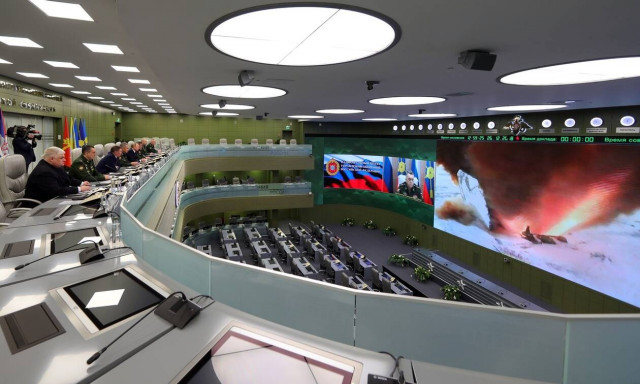 «Υπερόπλα» ή όχι; Τι είναι και τι αλλάζουν τα πολυηχητικά όπλα που αναπτύσσουν οι μεγάλες δυνάμεις