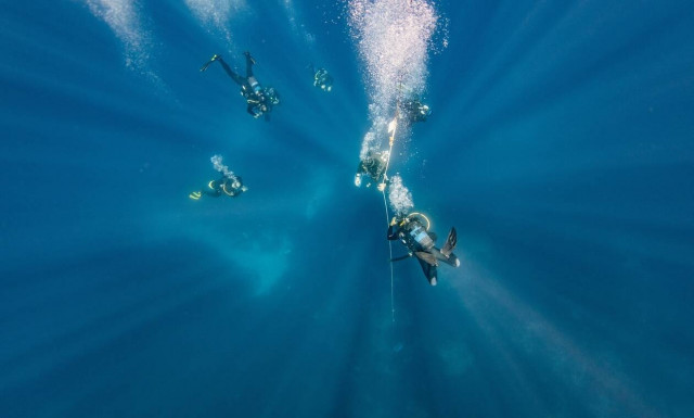 Βουτήξτε… 2.500 χρόνια πριν (photos+videos)