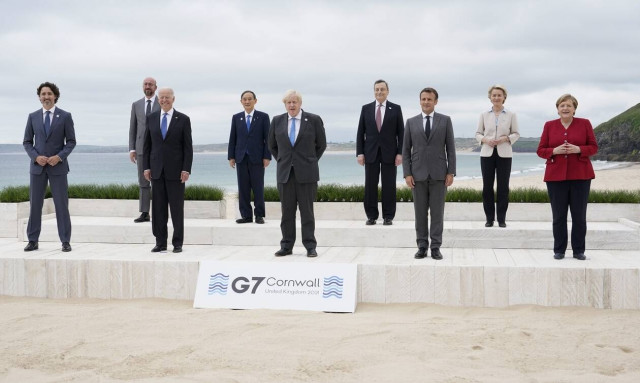 G7