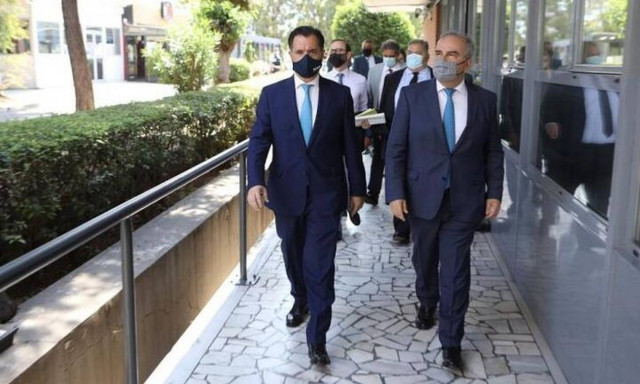 Στην παρουσίαση της πλατφόρμας «e-Λαχαναγορά» οι Άδωνις Γεωργιάδης και Νίκος Παπαθανάσης