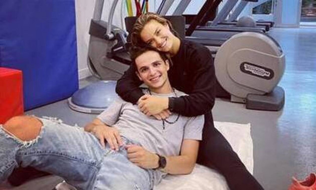 Κωνσταντίνος Μητσοτάκης: Αγκαλιά με την Μαρία Σάκκαρη - Η πρώτη τους κοινή φωτογραφία