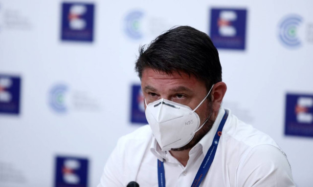 Κορονοϊός – LIVE: Η ενημέρωση από Χαρδαλιά, Παπαευαγγέλου, Μαγιορκίνη