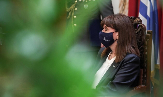 Σακελλαροπούλου: Αποσύρει την αιγίδα της από συνέδριο «Γονιμότητας και Αναπαραγωγικής Αυτονομίας»