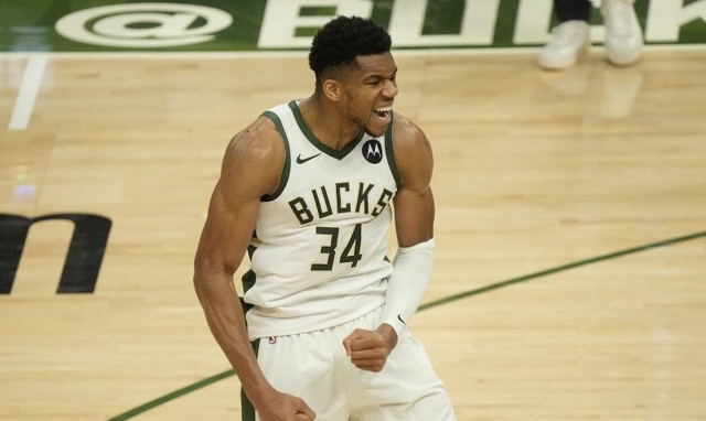 Γιάννης Αντετοκούνμπο: Ασταμάτητος «Greek Freak» - Ισοφάρισαν (2-2) τους Νετς οι Μπακς