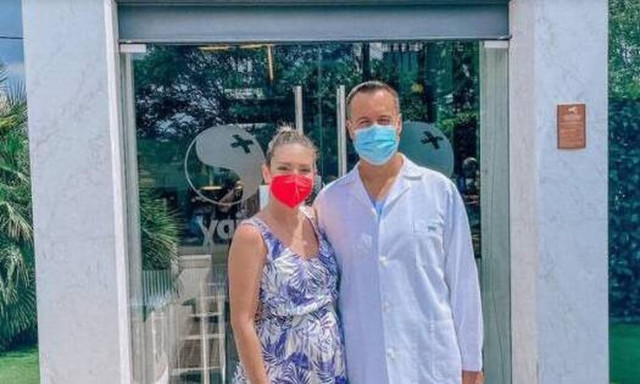 Αθηνά Οικονομάκου: Η πρώτη φωτογραφία της νεογέννητης κόρης της