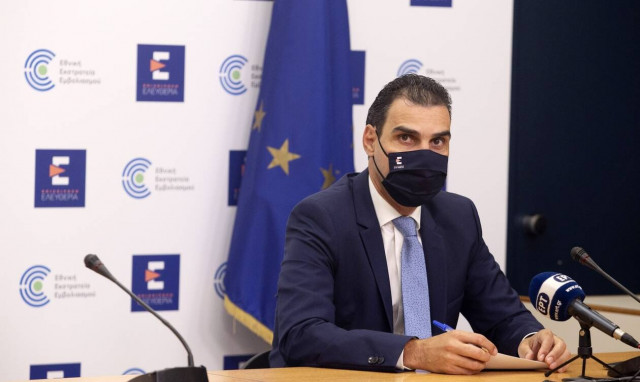 Εμβόλιο Astrazeneca: Τέλος για τους κάτω των 60 ετών-  Τι ισχύει για όσους έκαναν ήδη την πρώτη δόση