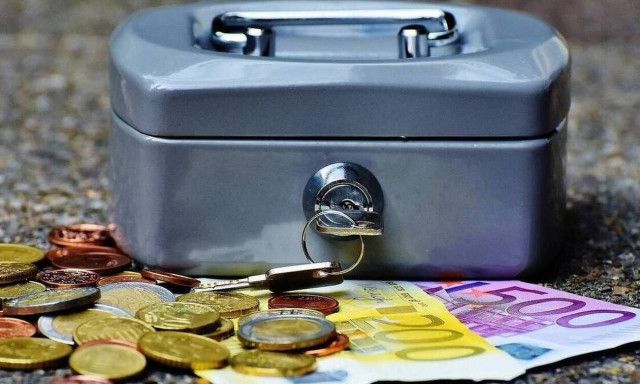 Συντάξεις: Πότε πληρώνονται αναδρομικά και αυξήσεις στους συνταξιούχους - Τα ποσά