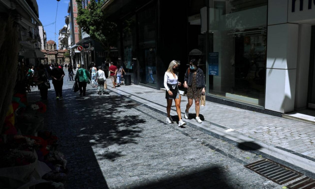 Καλοκαιρινές εκπτώσεις 2021: Πότε αναμένεται να ξεκινήσουν