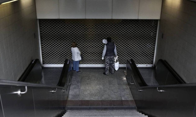 Mass transportation unions modify some of their strike actions over university exam concerns