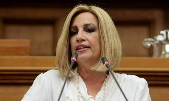 KINAL leader Gennimata lashes out at government over labour bill