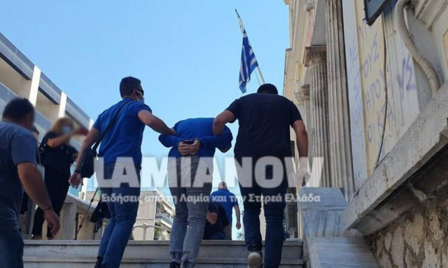 Λαμία: Στα δικαστήρια ο 24χρονος που κατηγορείται για τον βιασμό 11χρονης