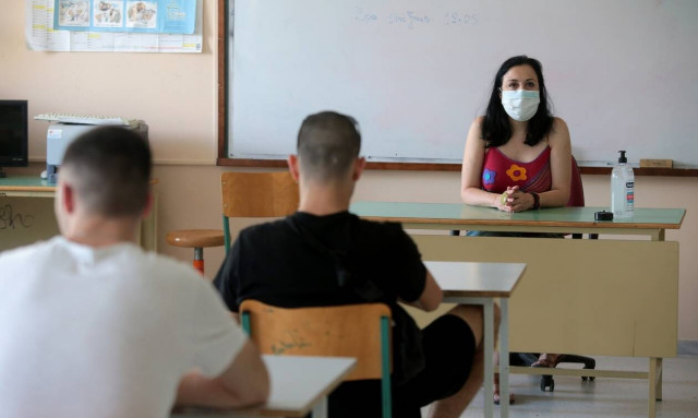 Πανελλήνιες - Πανελλαδικές 2021: Οι πρώτες εκτιμήσεις για τα θέματα σε Αρχαία, Μαθηματικά, Βιολογία