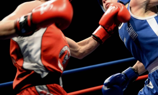 Χαλάνδρι: Πυγμάχος έδειρε τη μητέρα του και τραυμάτισε αστυνομικό