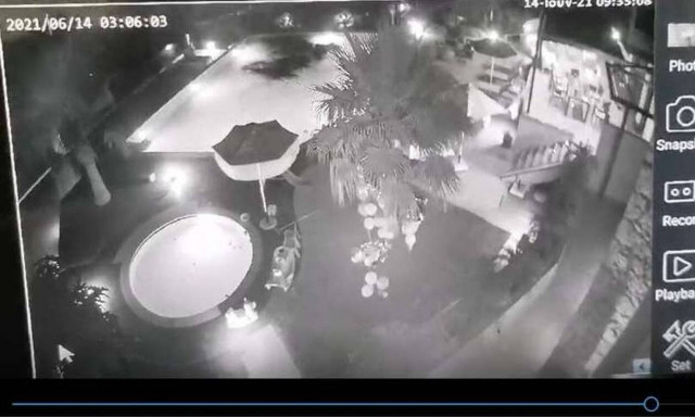 Βίντεο-ντοκουμέντο: Η στιγμή που ρίχνουν πίσσα σε πισίνα στην Κρήτη!