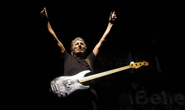 «Όχι» με ύβρεις στον Ζάκερμπεργκ από τον Ρότζερ Γουότερς για τραγούδι των Pink Floyd σε διαφήμιση