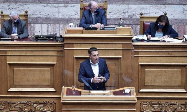 Τσίπρας σε Μητσοτακη: Αντί να πείτε συγγνώμη για το AstraZeneca μας λέτε ότι δεν βάλαμε πλάτη