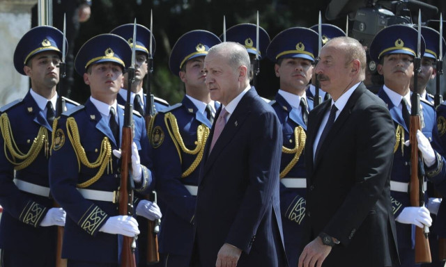 «Καμπανάκι» από το Κρεμλίνο για τα περί τουρκικής βάσης στο Αζερμπαϊτζάν