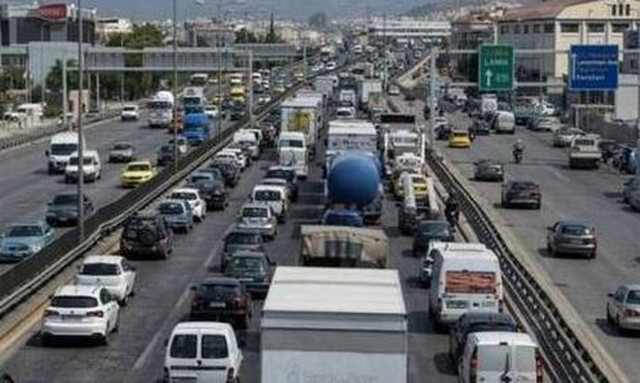 Κίνηση ΤΩΡΑ: Μεγάλο μποτιλιάρισμα στον Κηφισό – Καθυστερήσεις και στην Αττική Οδό