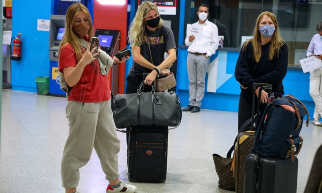 Πώς θα μπαίνουν οι τουρίστες στην Ελλάδα - Αυτές είναι οι αλλαγές