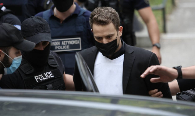 Γλυκά Νερά - Δικηγόρος συζυγοκτόνου: «Θα ομολογούσε- Ήθελε χρόνο να σκεφτεί τι θα γίνει με το παιδί»