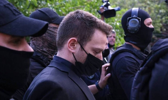 Γλυκά Νερά: Η παράσταση του δολοφόνου με τα «μουγκρητά» - Το τηλεφώνημα στη γειτόνισσα για «βοήθεια»