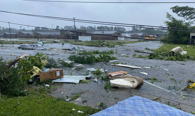 Τραγωδία στις ΗΠΑ: Δέκα νεκροί, ανάμεσά τους εννέα παιδιά σε καραμπόλα εν μέσω καταιγίδας