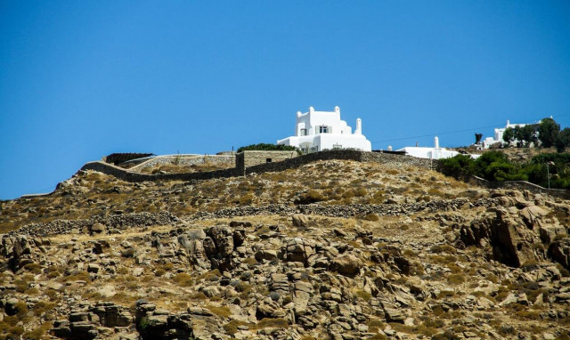 Ρεπορτάζ Newsbomb.gr: Ποιος ήταν ο 37χρονος που βρέθηκε νεκρός στο λιμάνι της Μυκόνου