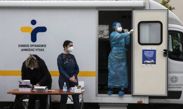 Σαρηγιάννης στο Newsbomb.gr:Το 4ο κύμα θα οφείλεται στις μεταλλάξεις – Ανησυχούν Δέλτα και Νιγηριανή