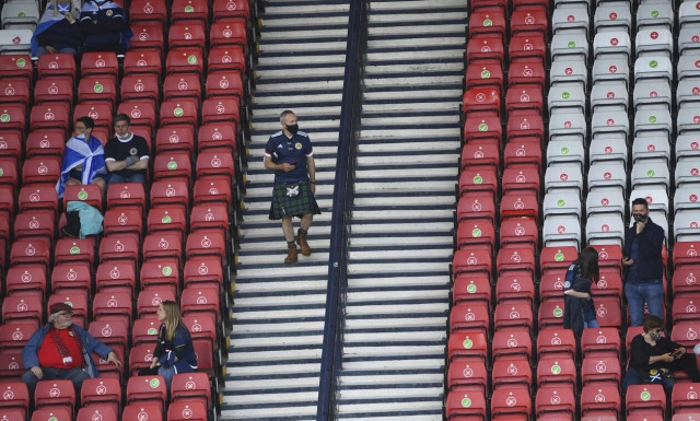 ΠΟΥ: Ανησυχία για τη χαλάρωση των περιορισμών σε ορισμένους αγώνες του Euro 2020