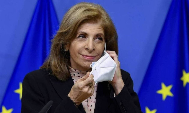 Greece's vaccination programme exemplary, Commissioner Kyriakides says