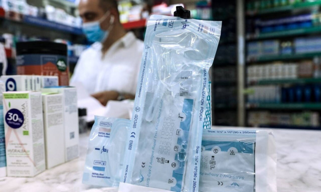 Αποφασίζουν οι φαρμακοποιοί για τα self-test – Ποιοι υποχρεούνται σε έλεγχο