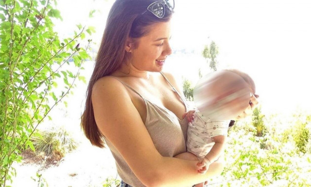 Γλυκά Νερά: «Θα διασφαλίσουμε ότι η μνήμη της Καρολάιν θα ζει για πάντα» - Μιλούν οι γονείς της