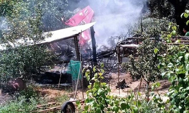 Πτώση αεροσκάφους στην Ηλεία: Συγκλονίζουν τα βίντεο λίγο μετά το μοιραίο δυστύχημα